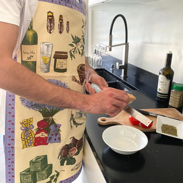 Beauvillé's Adjustable Aprons