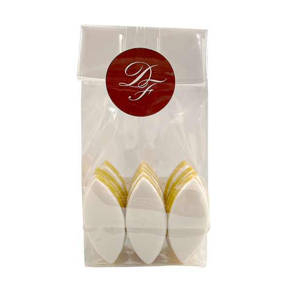 Léonard Parli's Calissons d'Aix in a bag of 12.