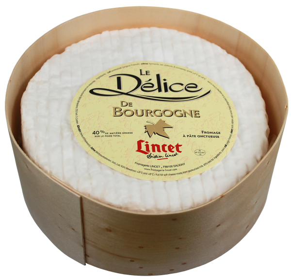 The whole Délice de Bourgogne cheese