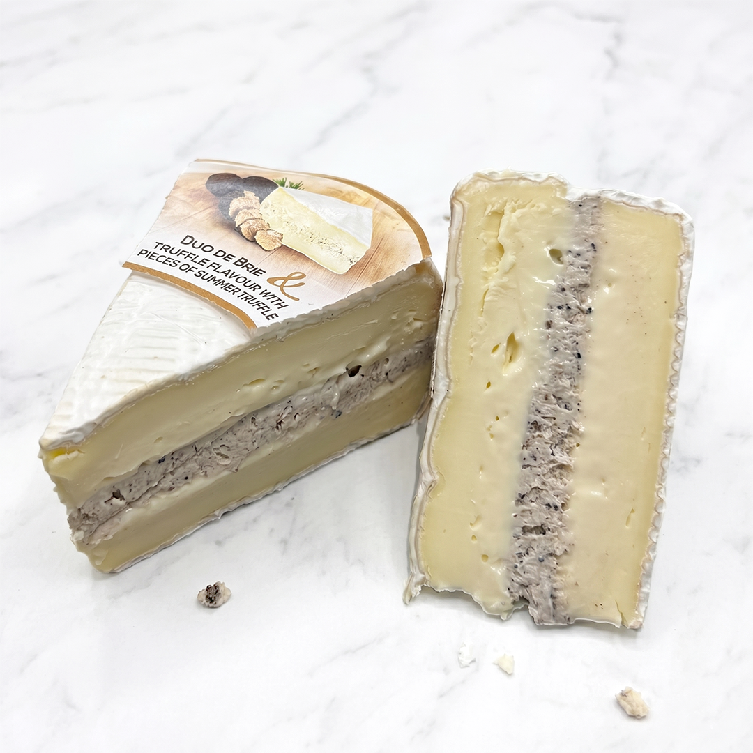 Brie aux Truffes (Sold by weight)