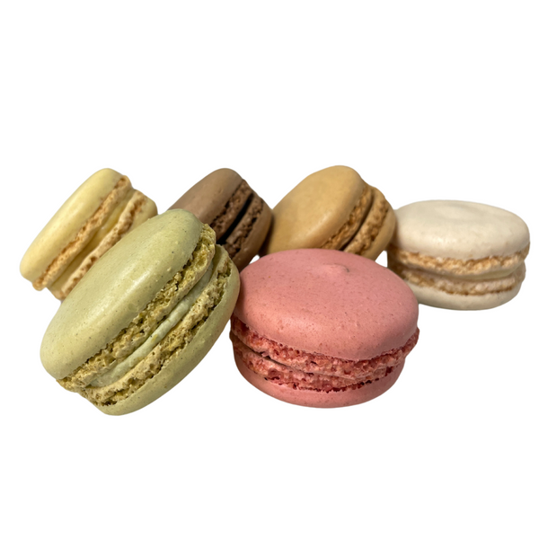 Six gluten-free macarons (lemon-chocolate-salted caramel-vanilla-pistachio-raspberry) made in France. 