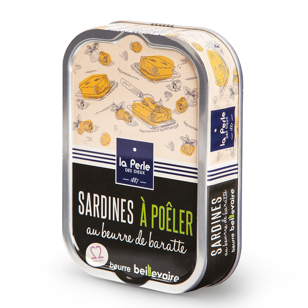 Side view of La Perle des Dieux' tin of sardines with churned butter to grill. Net weight: 115g