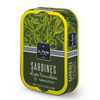 Side view of La Perle des Dieux' tin of sardines with sliced olives and rosemary. Net weight: 115g