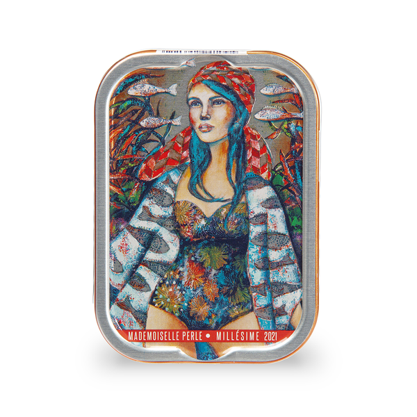 Tin of La Perle des Dieux' vintage sardines, year 2021. Net weight 115g