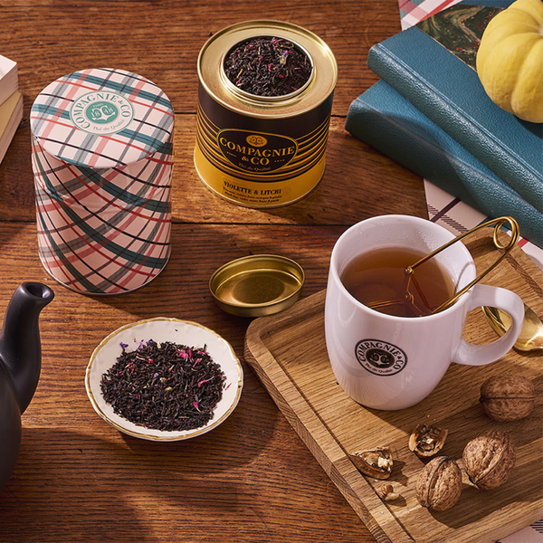 Violette & Litchi Tea